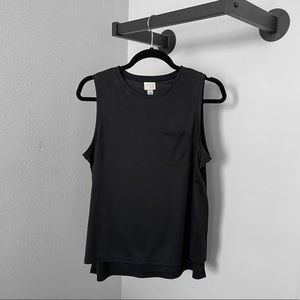 Women’s Sleeveless Top NWOT